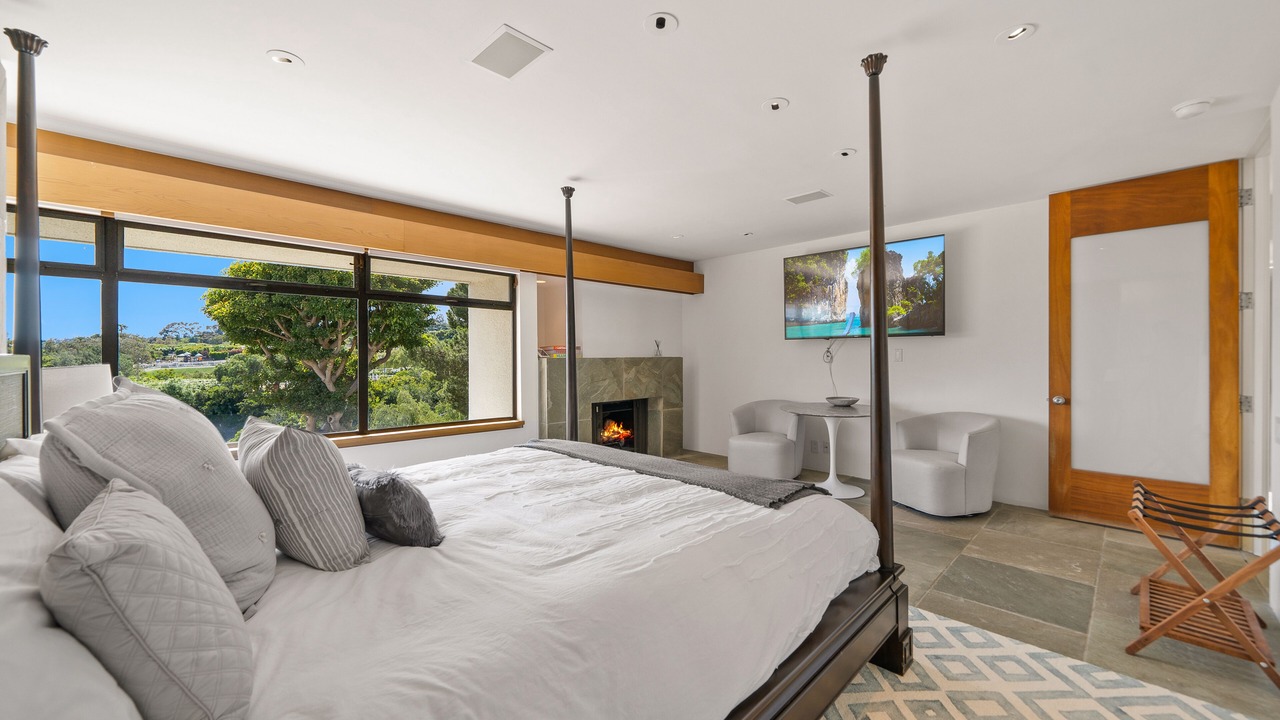 Photo of Bedroom in Central Malibu