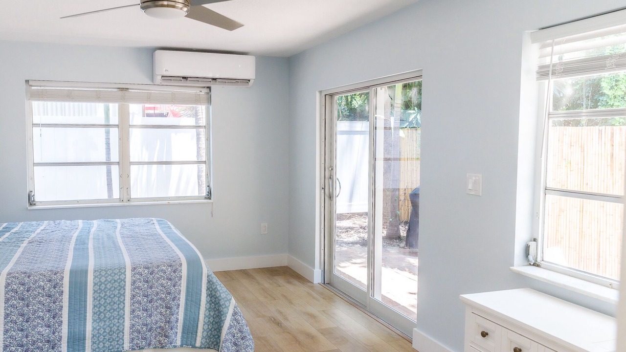 Photo of Bedroom in Briny Breezes
