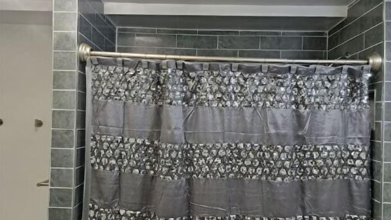Photo of Bathroom in Chesapeake Ranch Estates-Drum Point