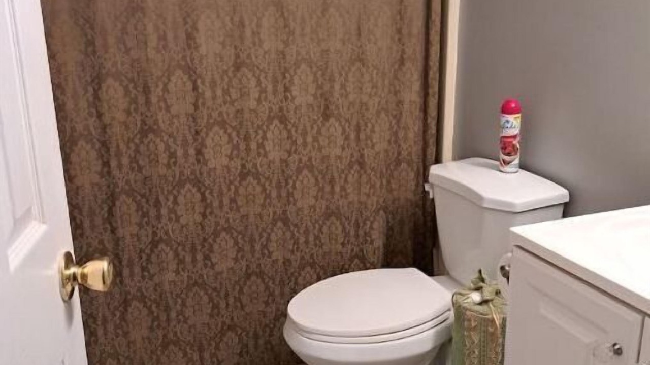 Photo of Bathroom in Chesapeake Ranch Estates-Drum Point