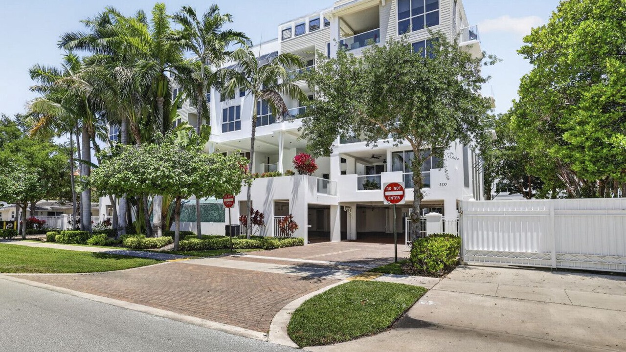 Photo of Outdoor in Deerfield Beach