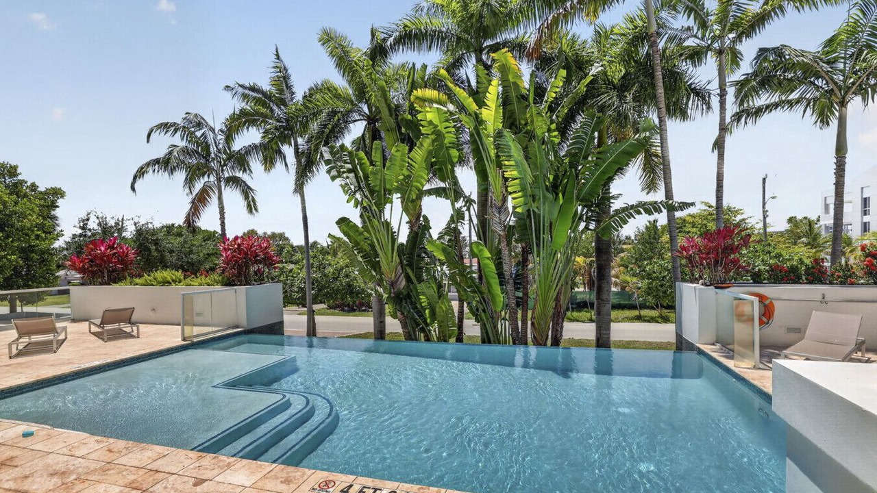 Photo of Outdoor in Deerfield Beach