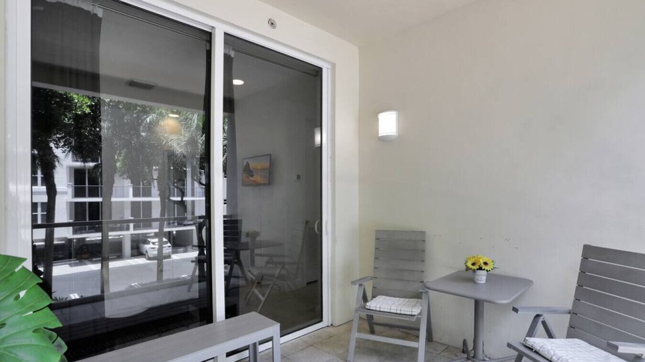 Photo of Patio Balcony in Deerfield Beach