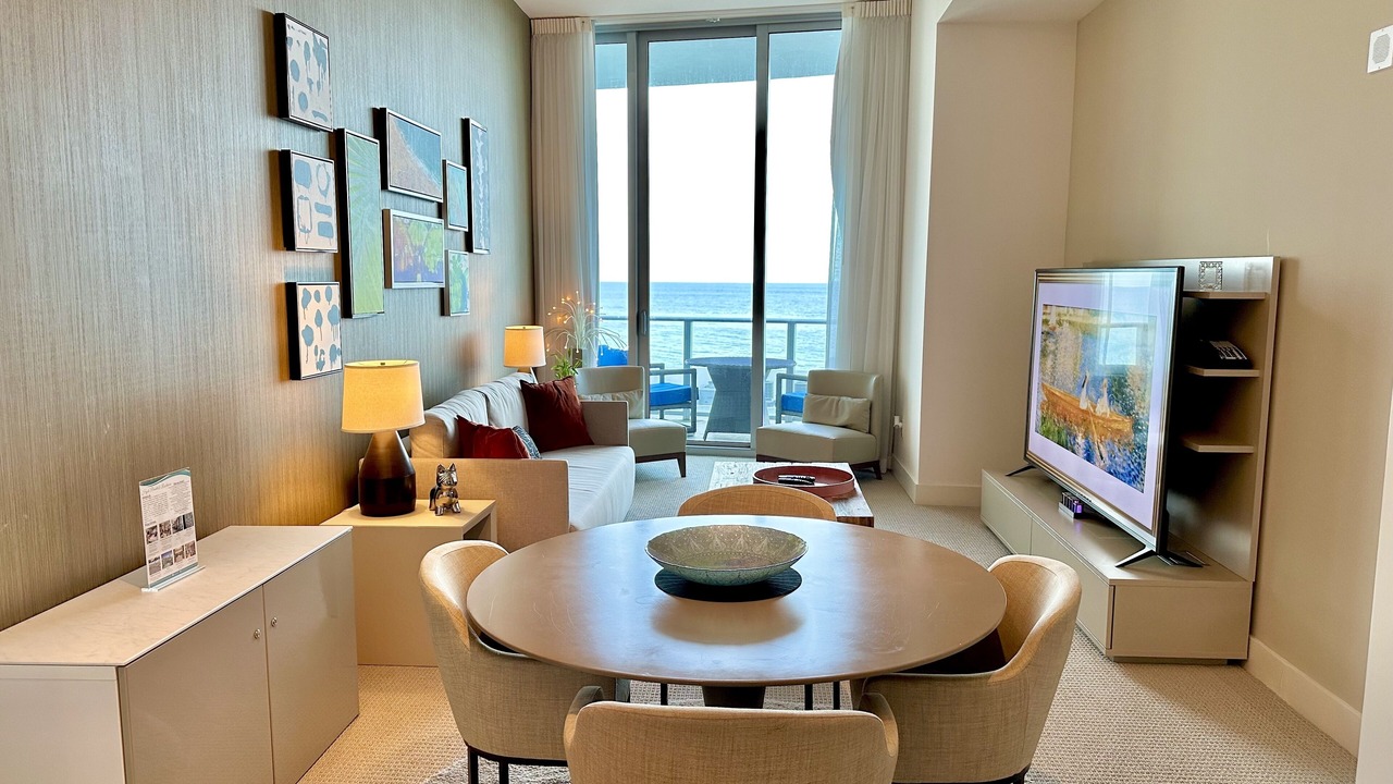 Photo of Bedroom in Hollywood South Central Beach
