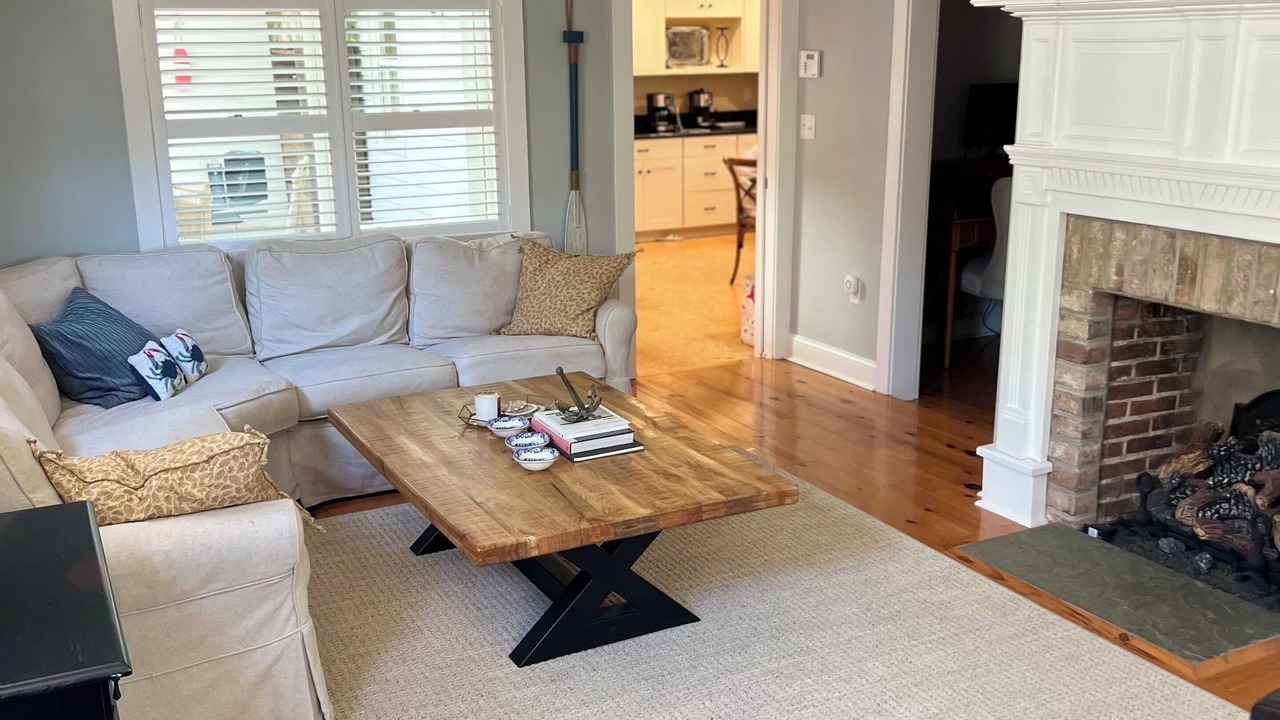 Photo of Livingroom in Chestertown