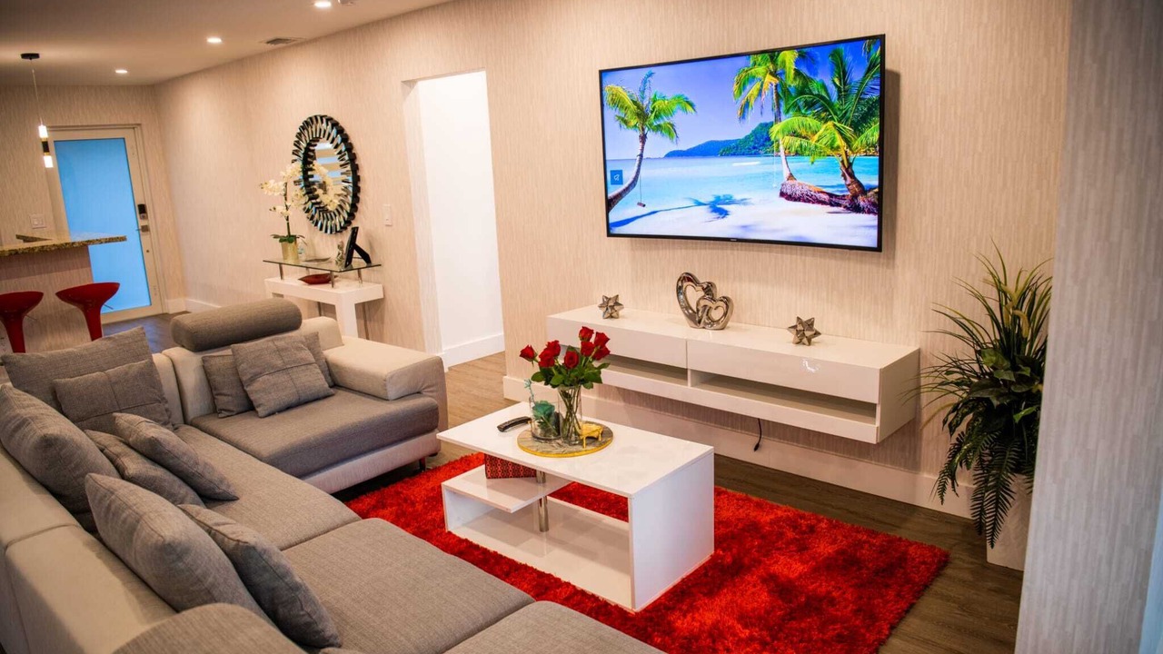 Photo of Livingroom in Ives Estates