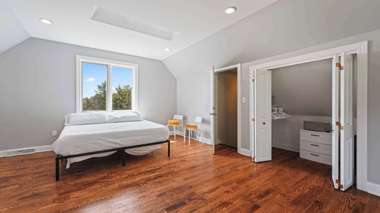 Photo of Bedroom in Town of Schodack