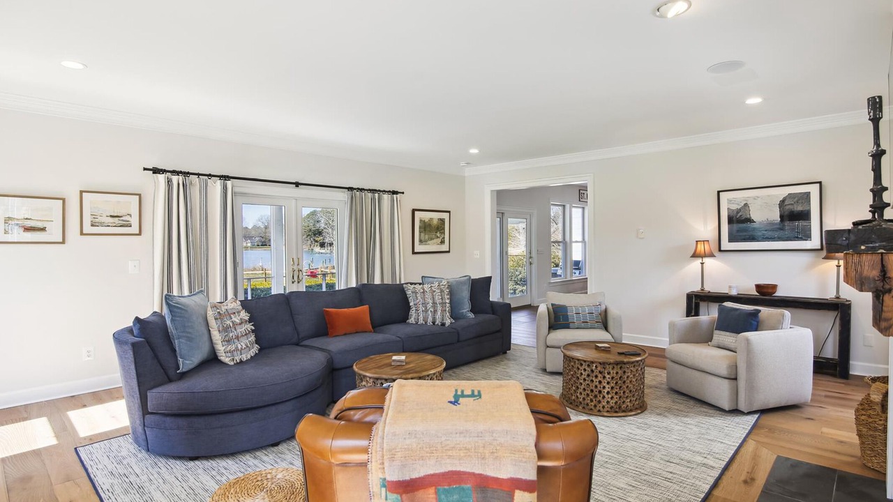 Photo of Livingroom in St. Michaels