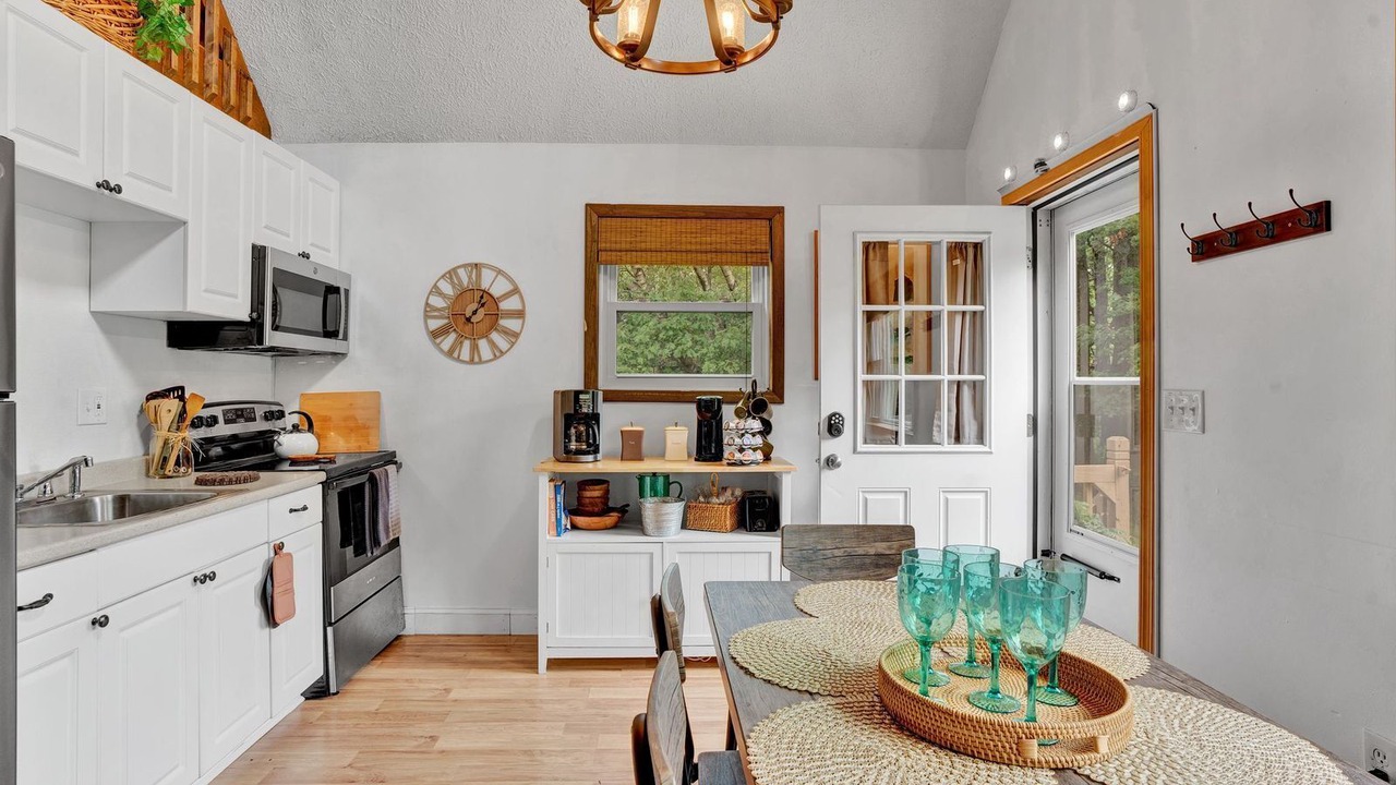 Photo of Kitchen in Long Pond