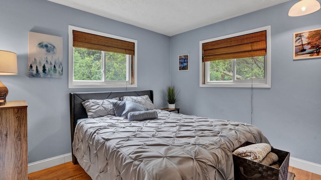 Photo of Bedroom in Long Pond