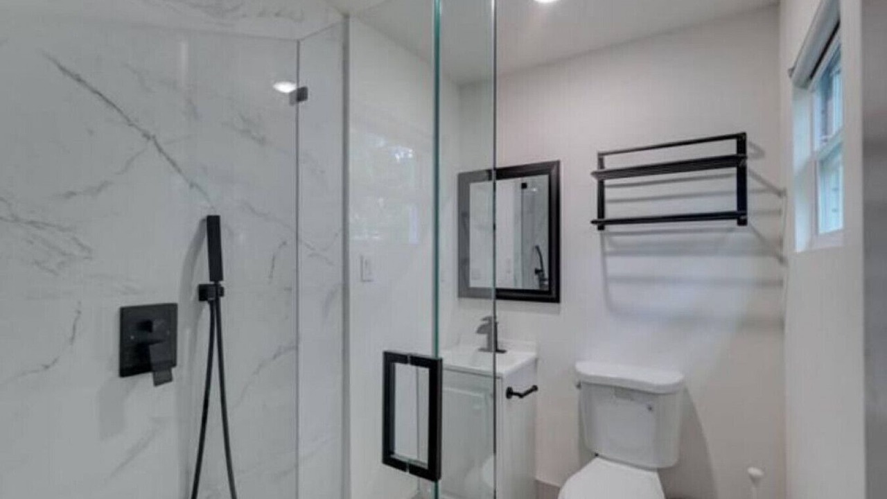 Photo of Bathroom in Victoria Park