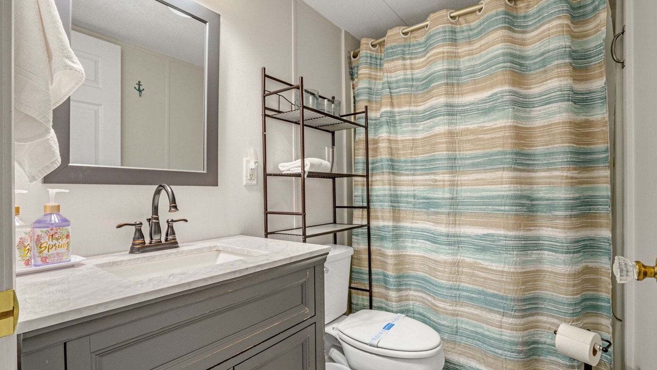 Photo of Bathroom in Birdsnest