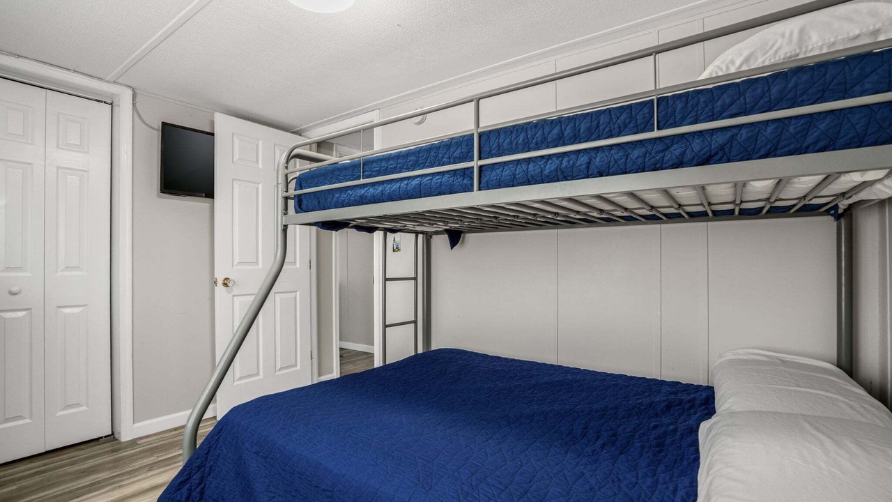 Photo of Bedroom in Birdsnest