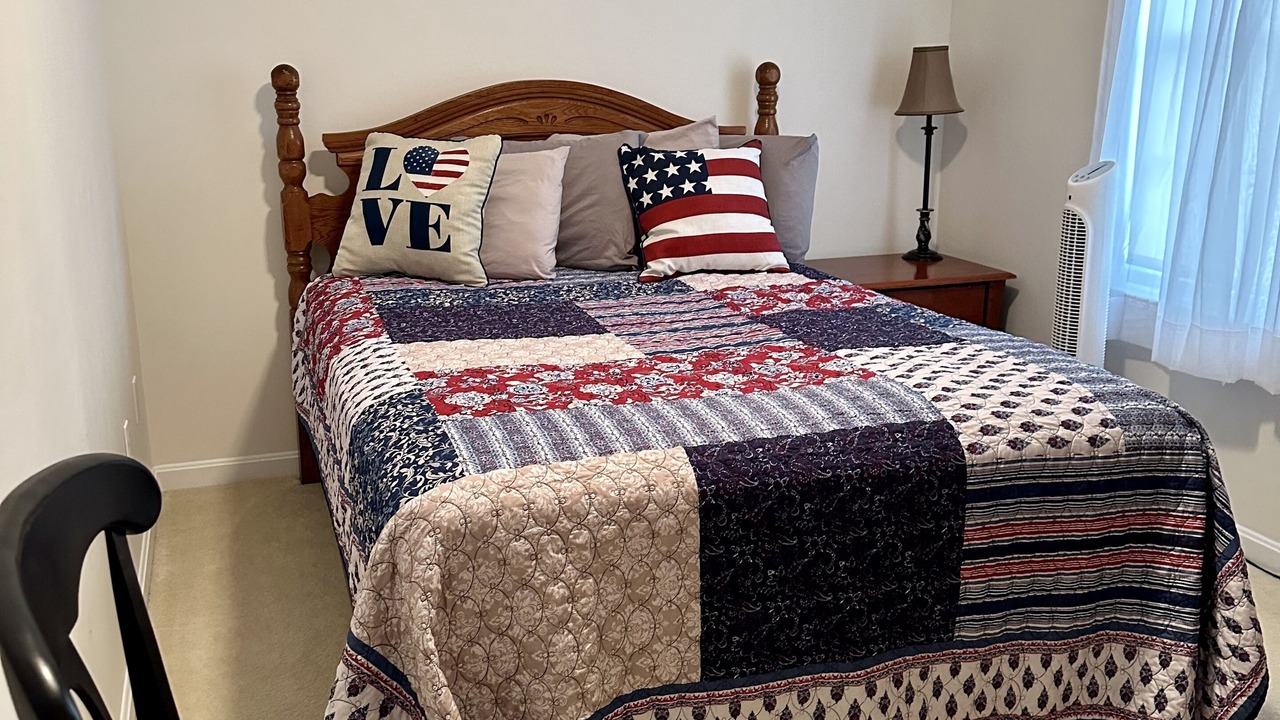 Photo of Bedroom in Colonial Beach