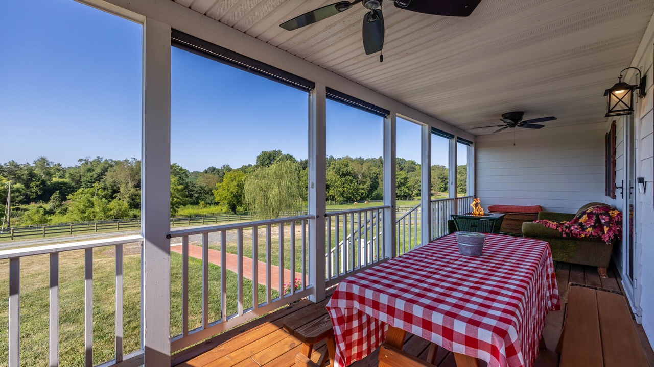 Photo of Outdoor in Pratts