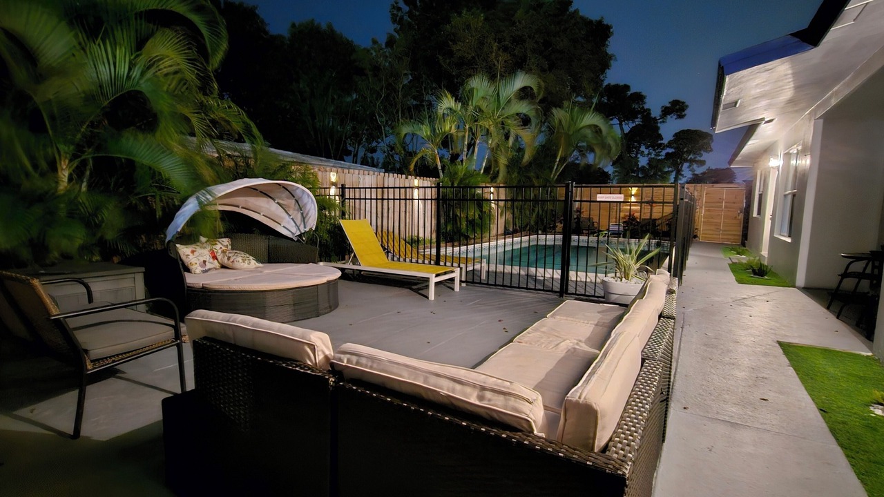 Photo of Patio Balcony in Central Oakland Park