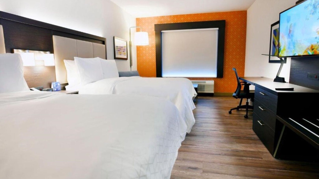 Photo of Bedroom in The Waterfront
