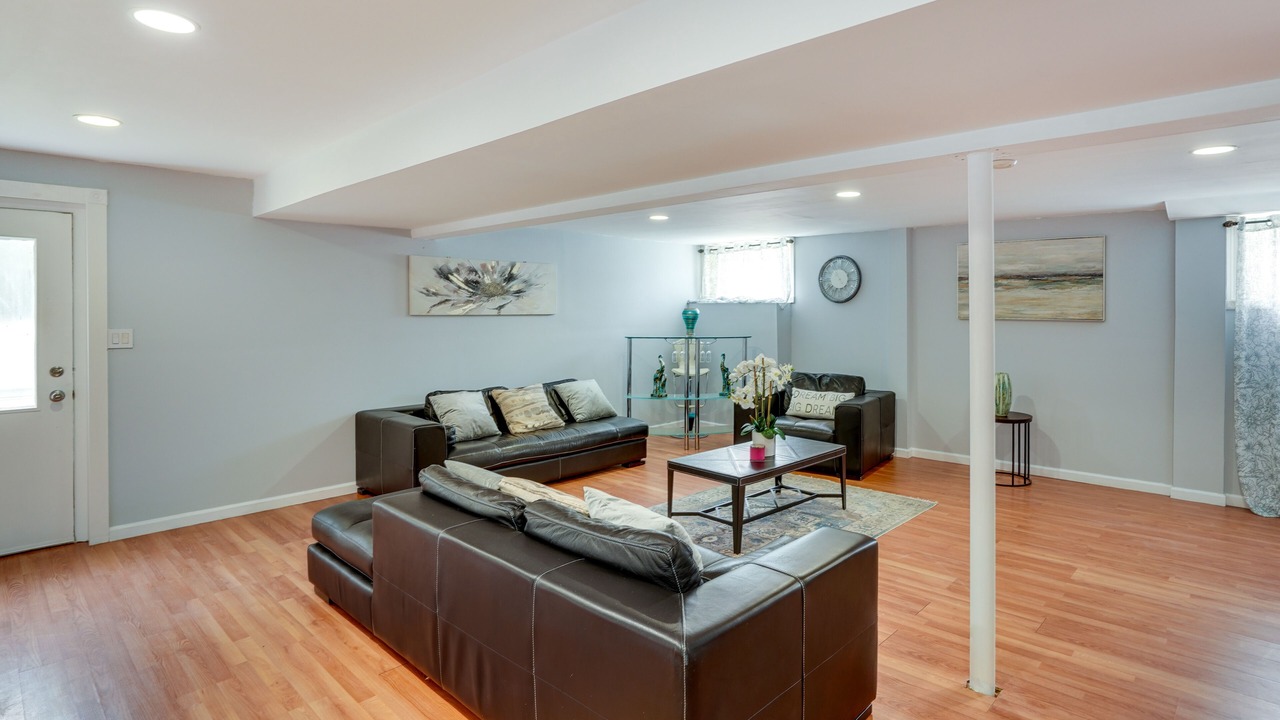 Photo of Livingroom in Loudonville