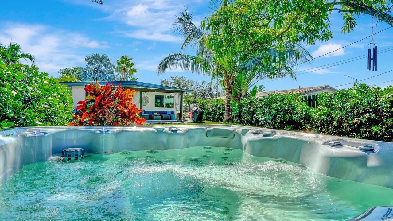 Photo of Outdoor in Poinsettia Heights