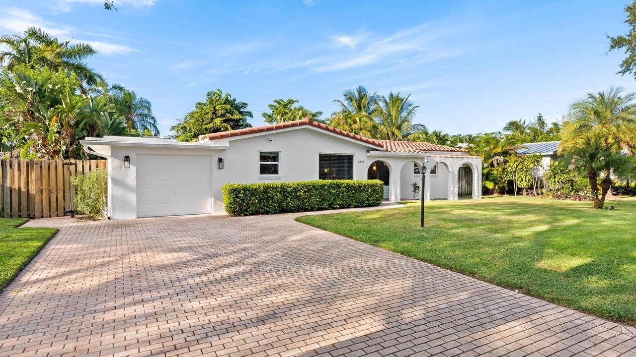 Photo of Outdoor in Lighthouse Point