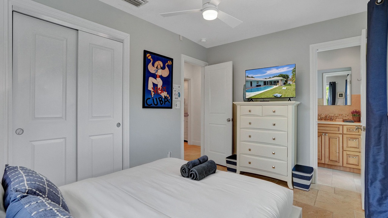 Photo of Bedroom in Imperial Point
