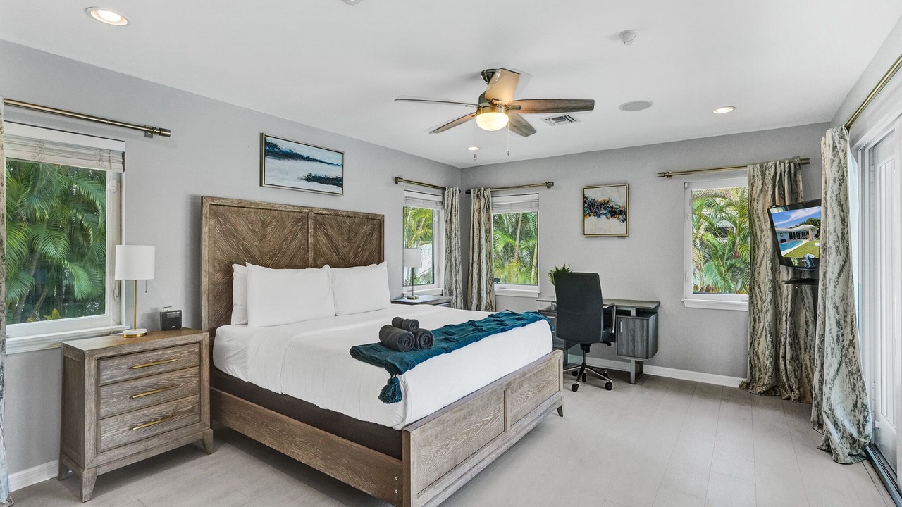 Photo of Bedroom in Imperial Point