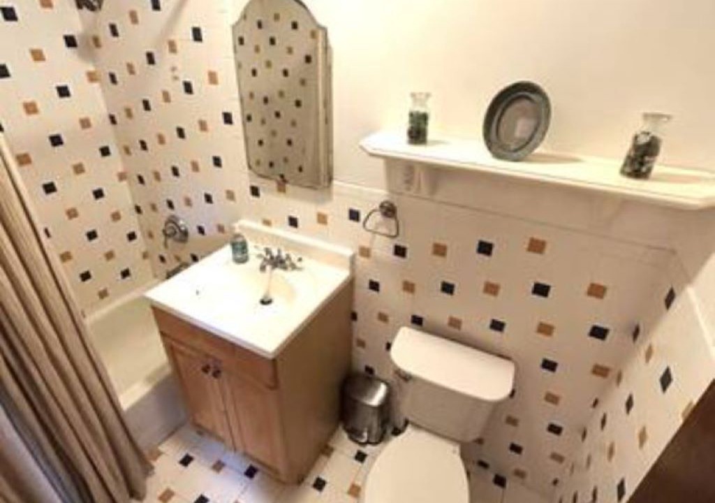 Photo of Bathroom in Crown Heights