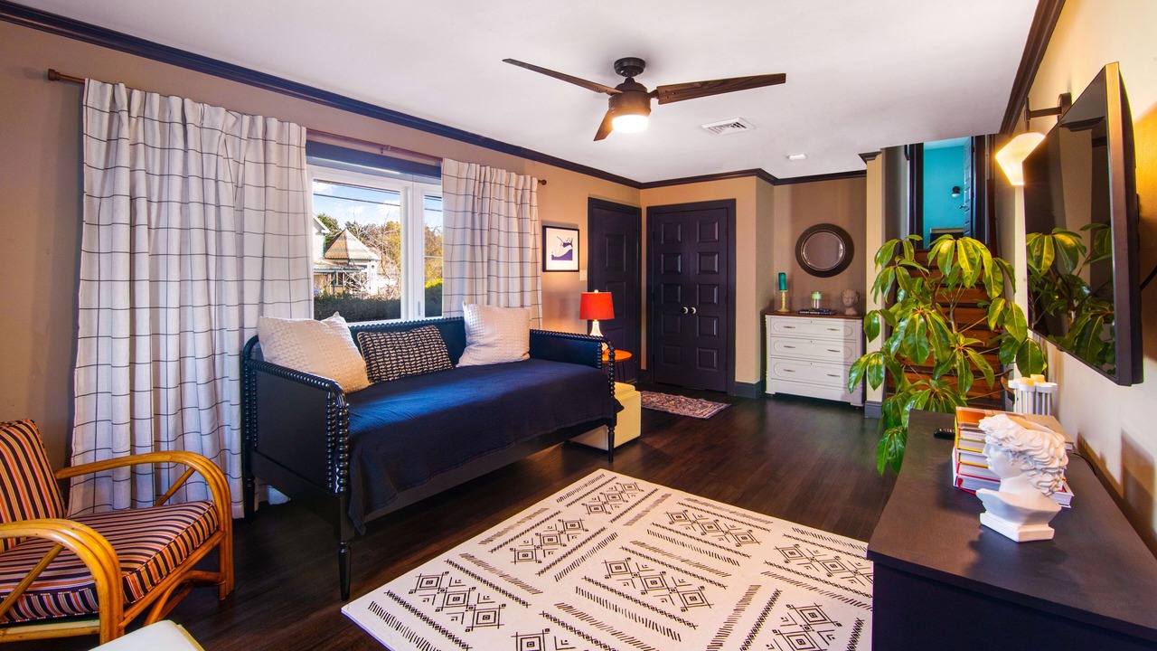 Photo of Livingroom in Cape May Court House