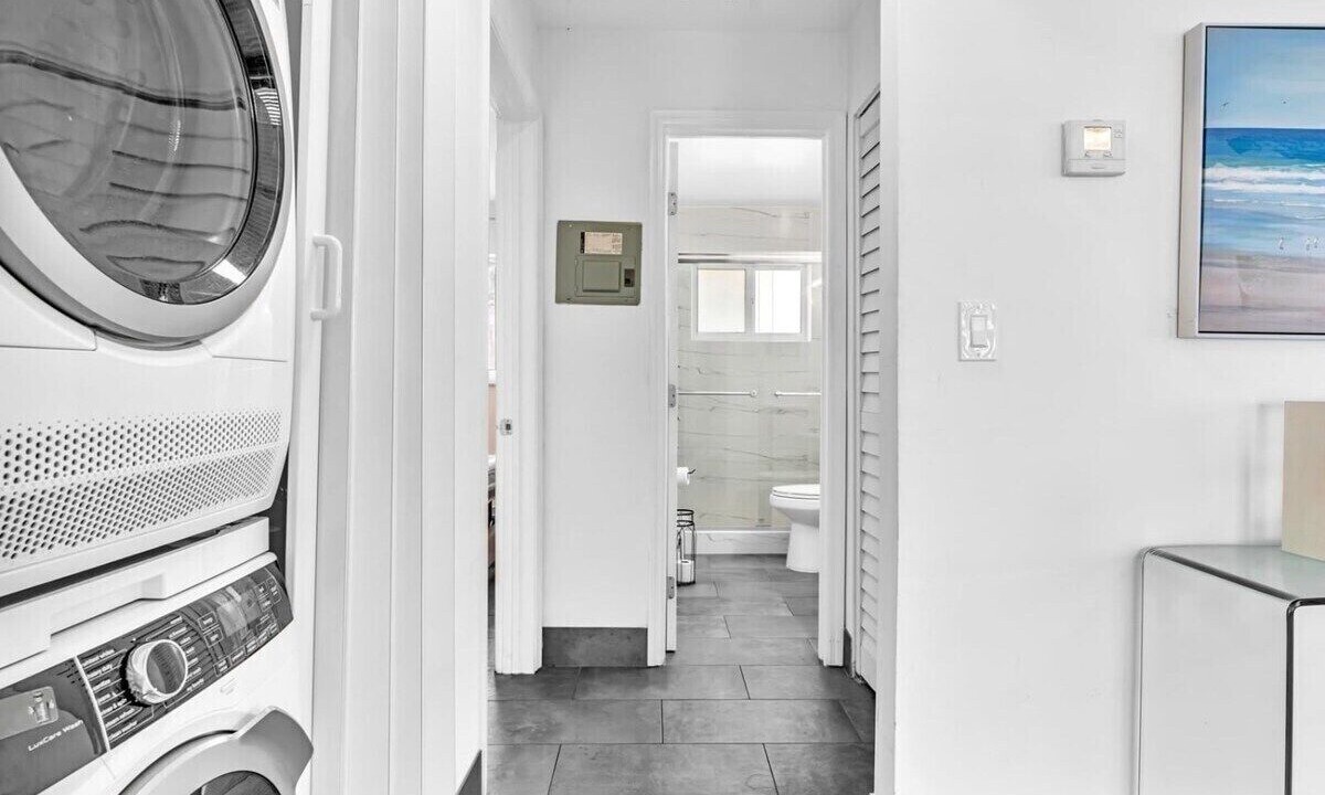 Photo of Bathroom in Davie