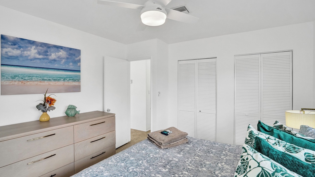 Photo of Bedroom in Lauderdale-by-the-Sea