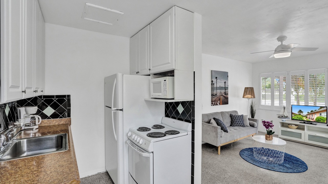 Photo of Kitchen in Lauderdale-by-the-Sea