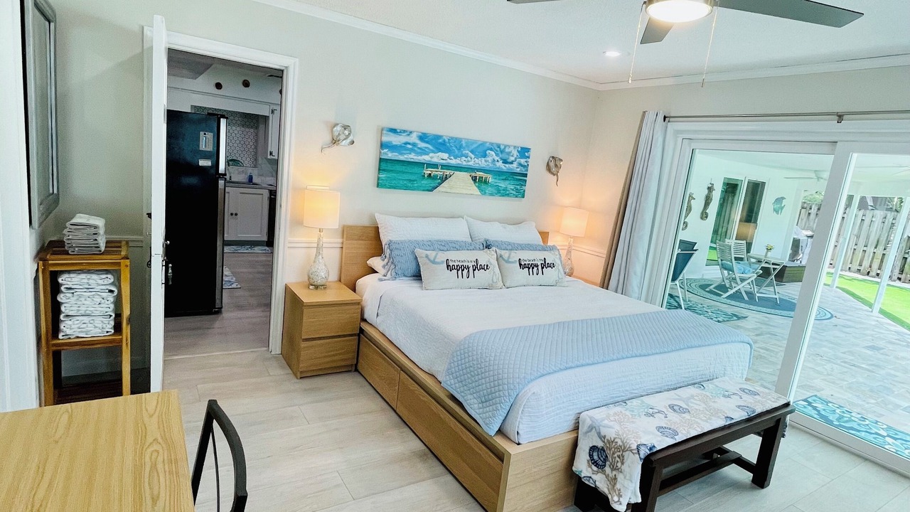 Photo of Bedroom in Coral Heights