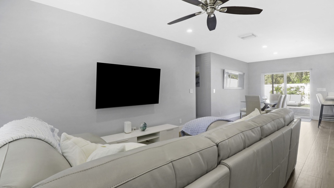 Photo of Bedroom in Tropic Palms