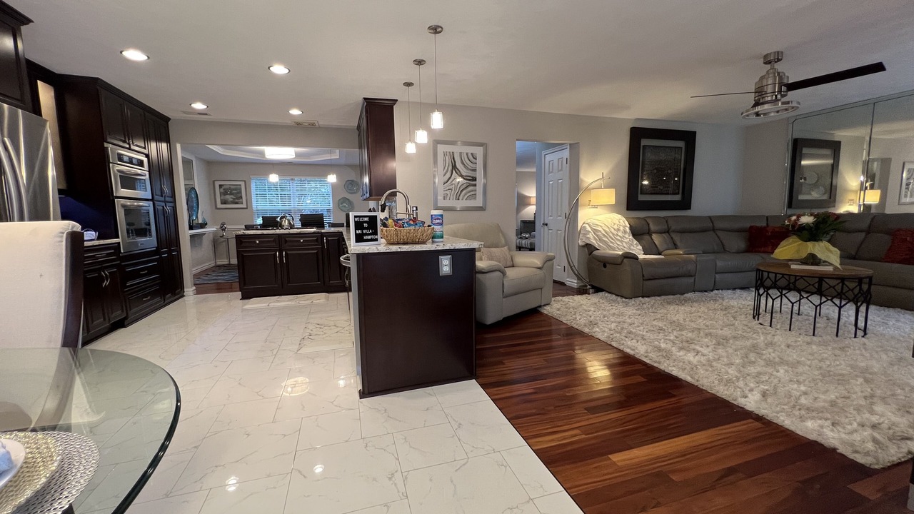 Photo of Livingroom in Newport News
