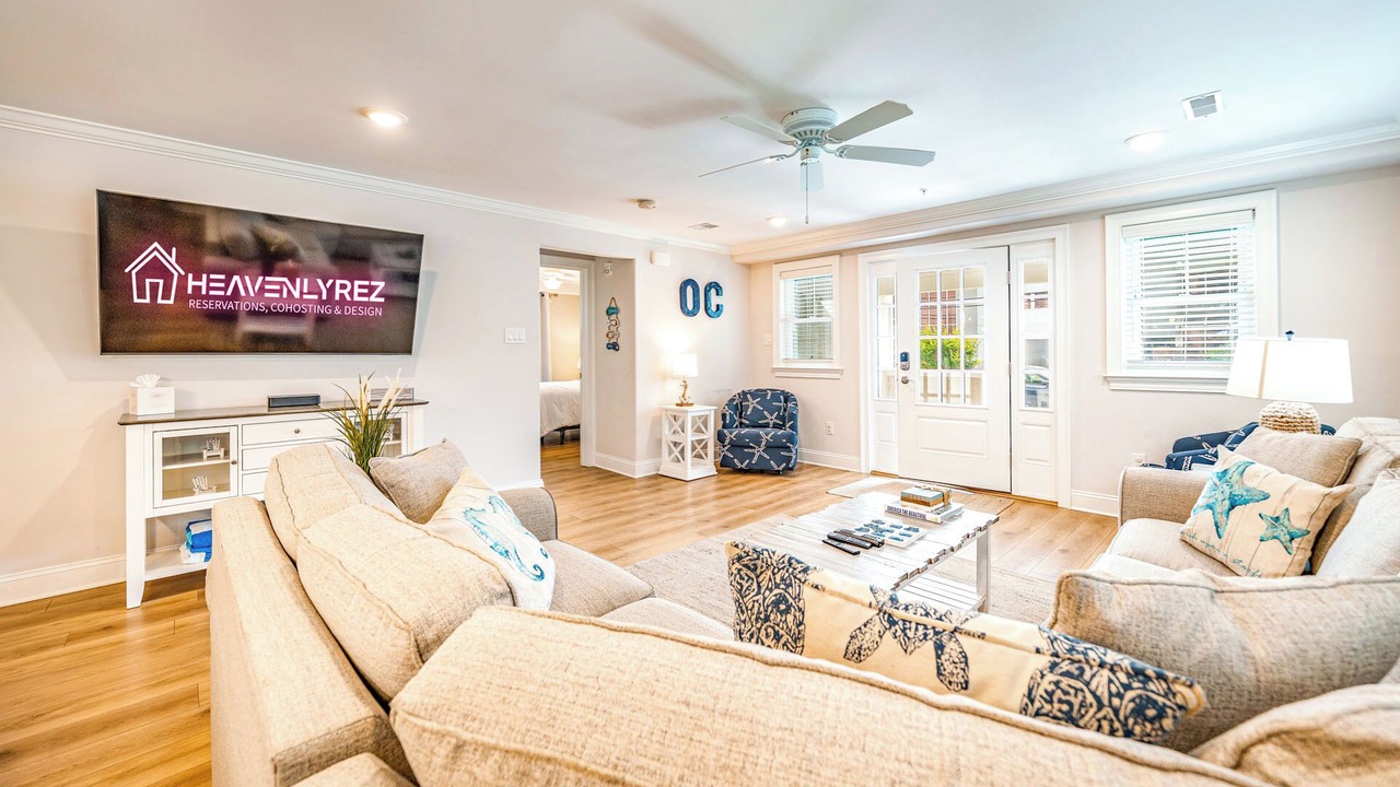 Photo of Livingroom in North End