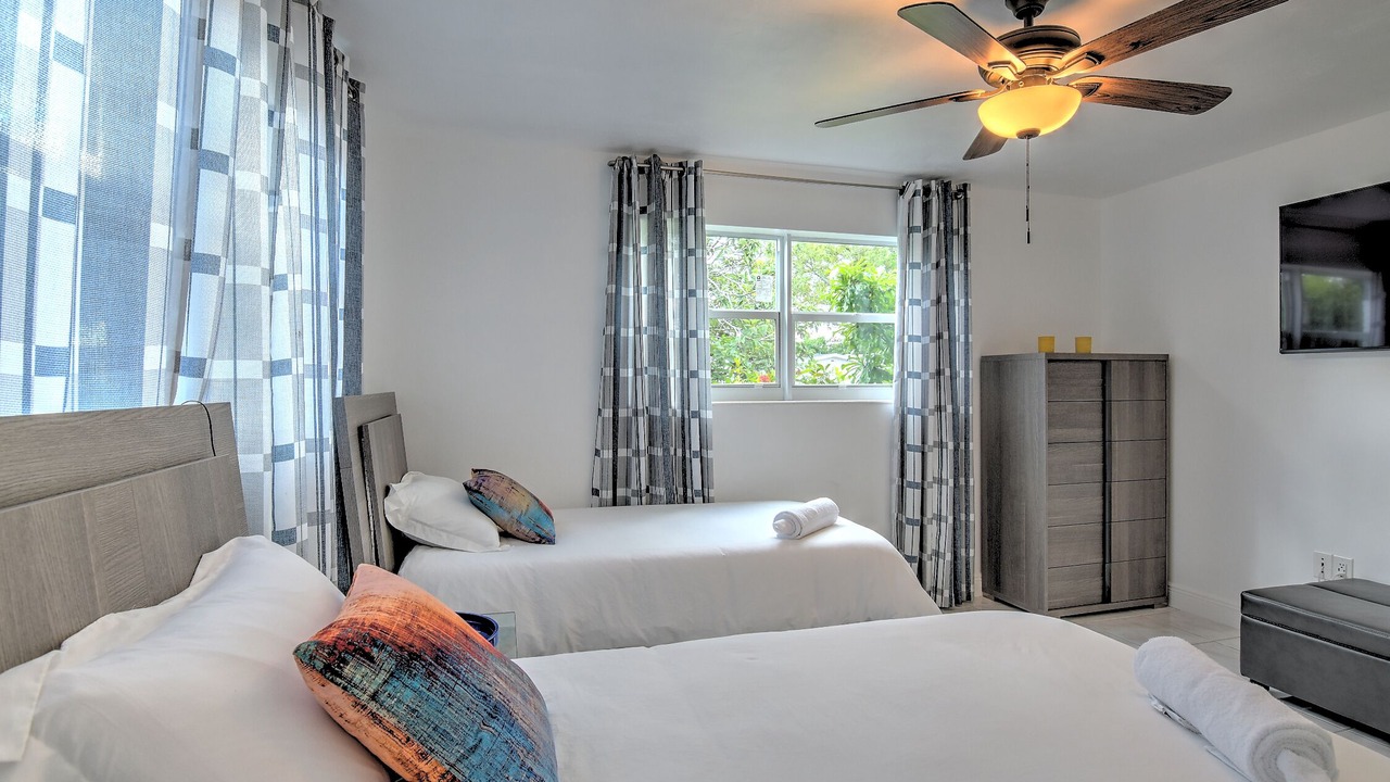 Photo of Bedroom in Miramar