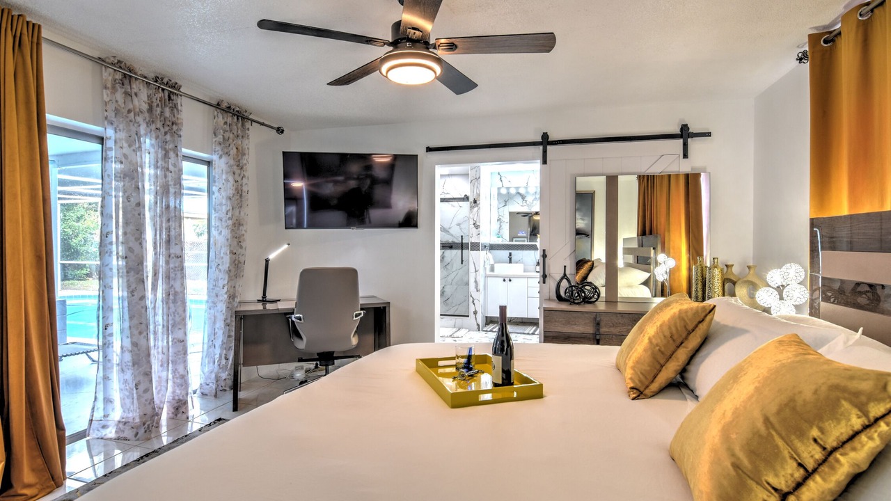 Photo of Bedroom in Miramar