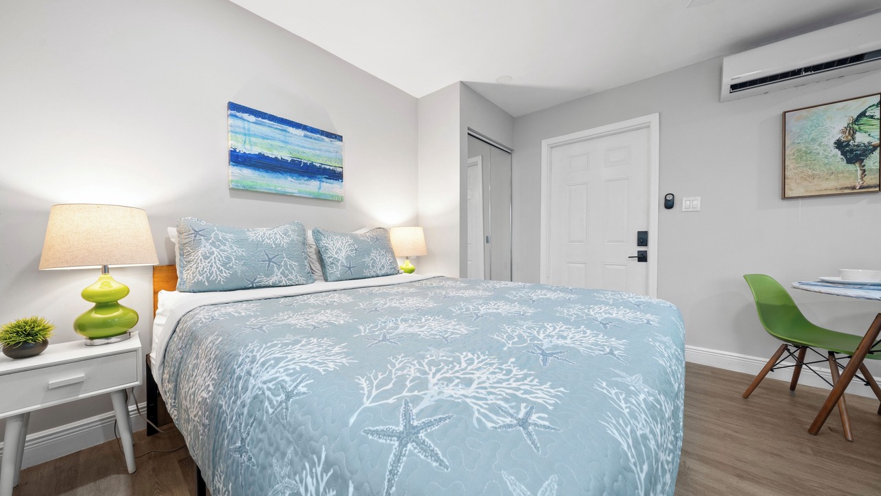 Photo of Bedroom in Harbordale