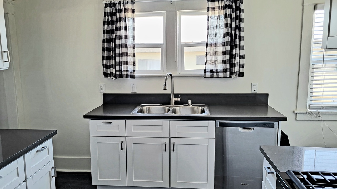 Photo of Kitchen in Park Mesa Heights