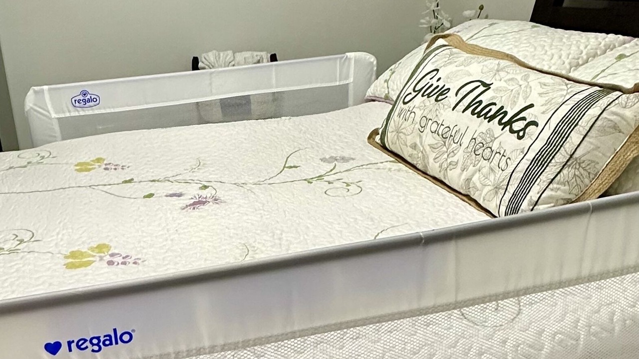 Photo of Bedroom in Hialeah