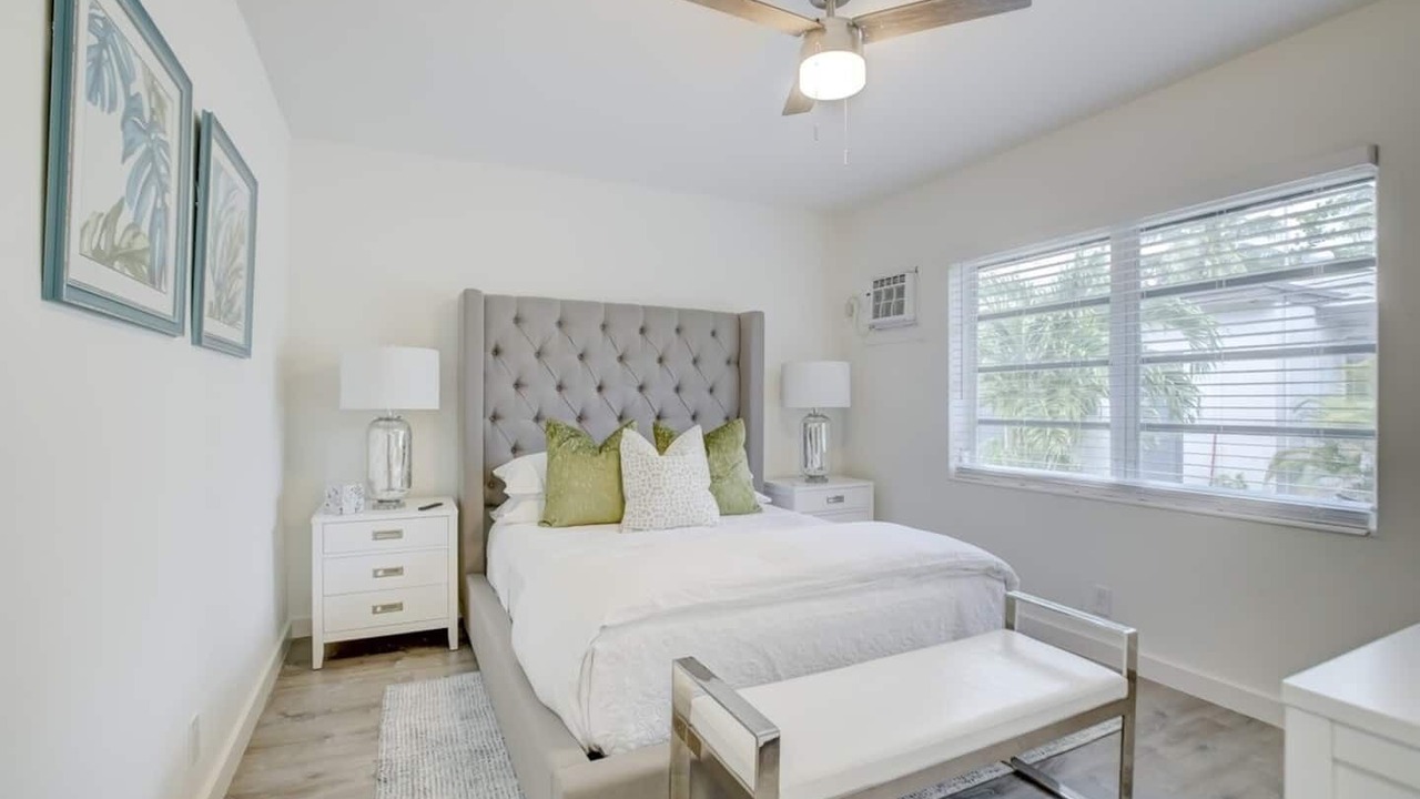 Photo of Bedroom in Middle River Terrace