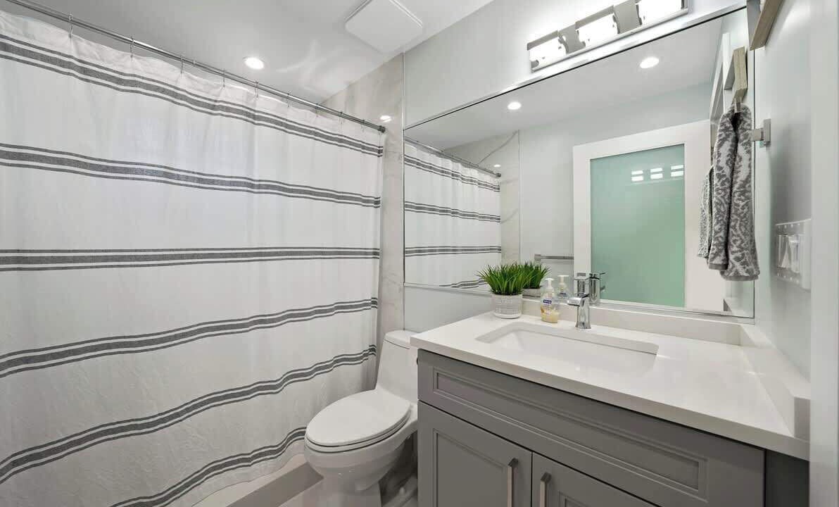 Photo of Bathroom in Melaleuca Gardens