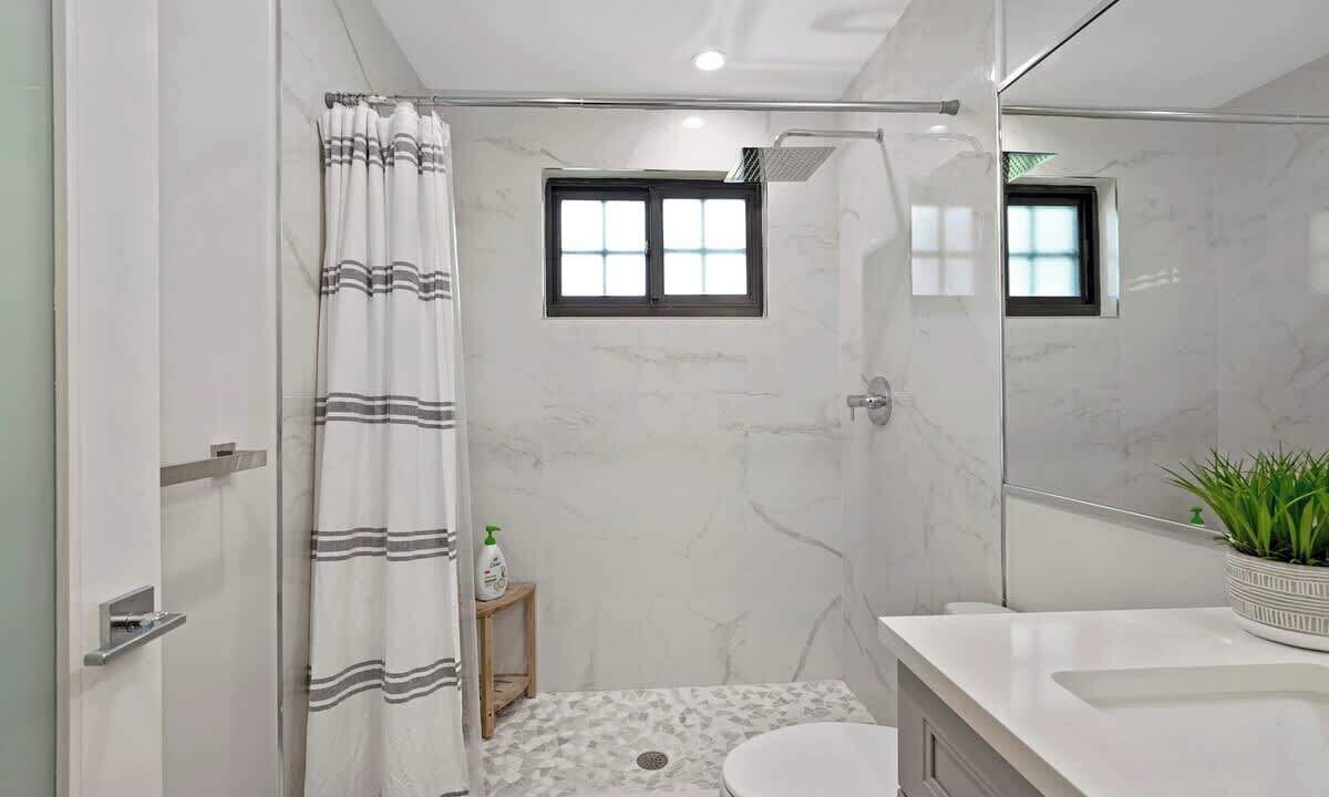 Photo of Bathroom in Melaleuca Gardens