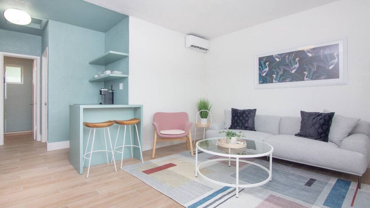 Photo of Livingroom in El Portal