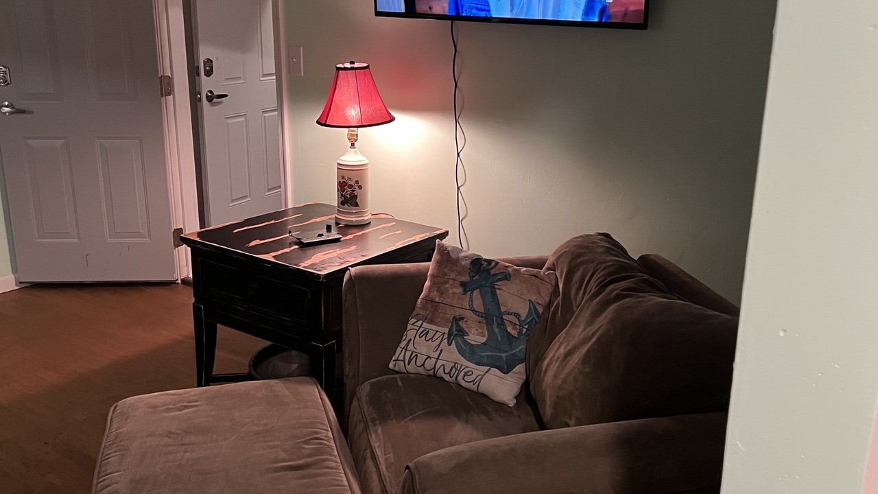 Photo of Livingroom in Willoughby Spit