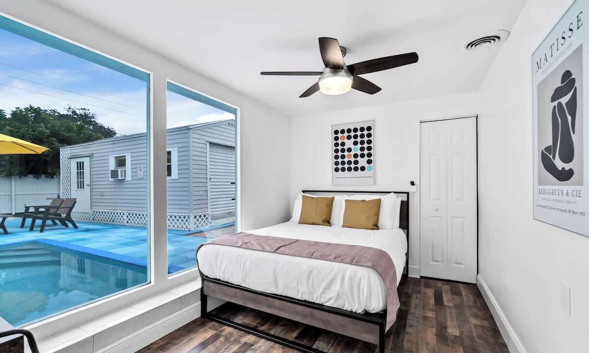 Photo of Bedroom in Driftwood