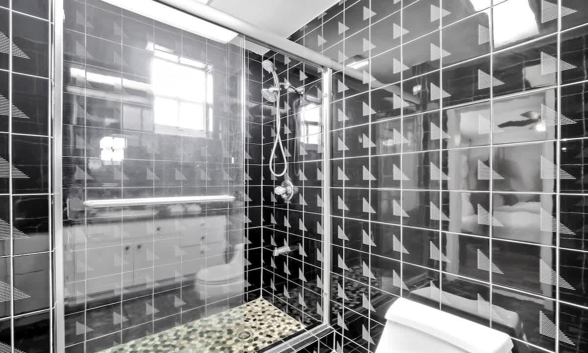 Photo of Bathroom in Driftwood