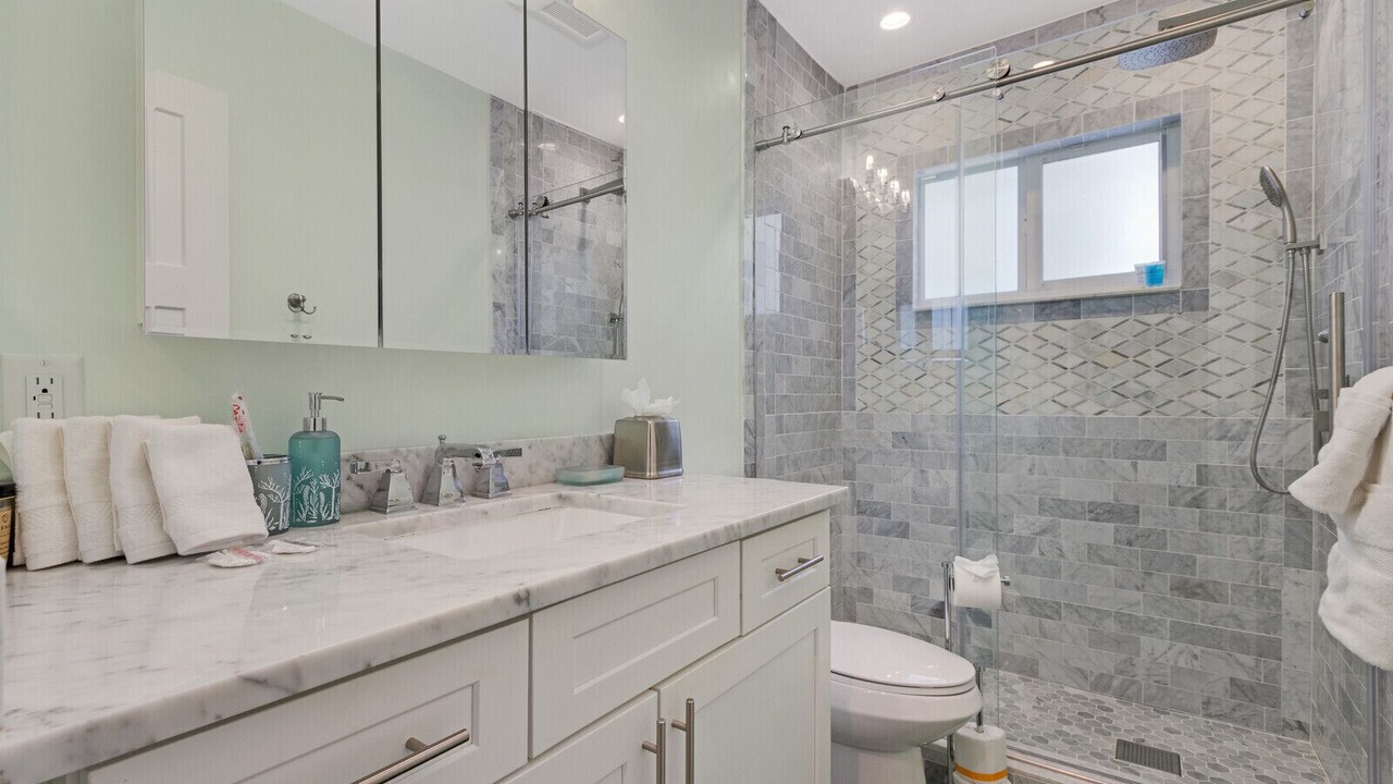 Photo of Bathroom in Highland Garden