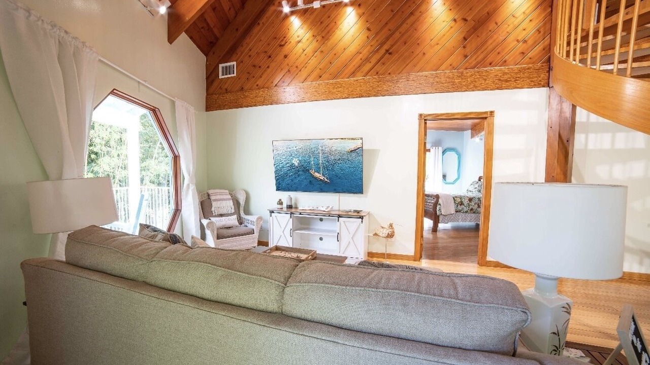 Photo of Livingroom in Davie