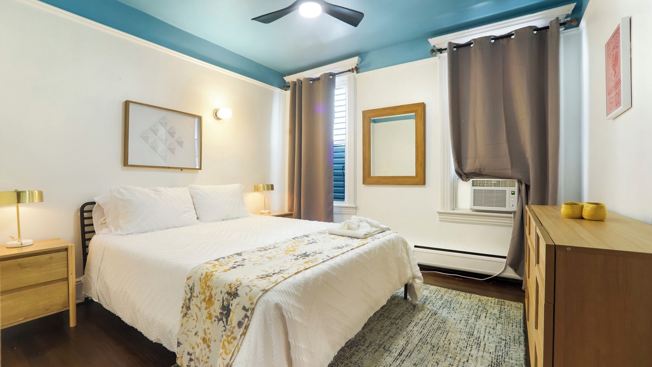 Photo of Bedroom in West Side